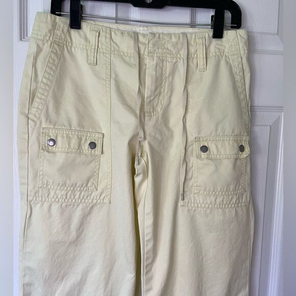 GAP Women Light Yellow Ankle Crop Utility Pants- Women size 6 - Picture 2 of 8
